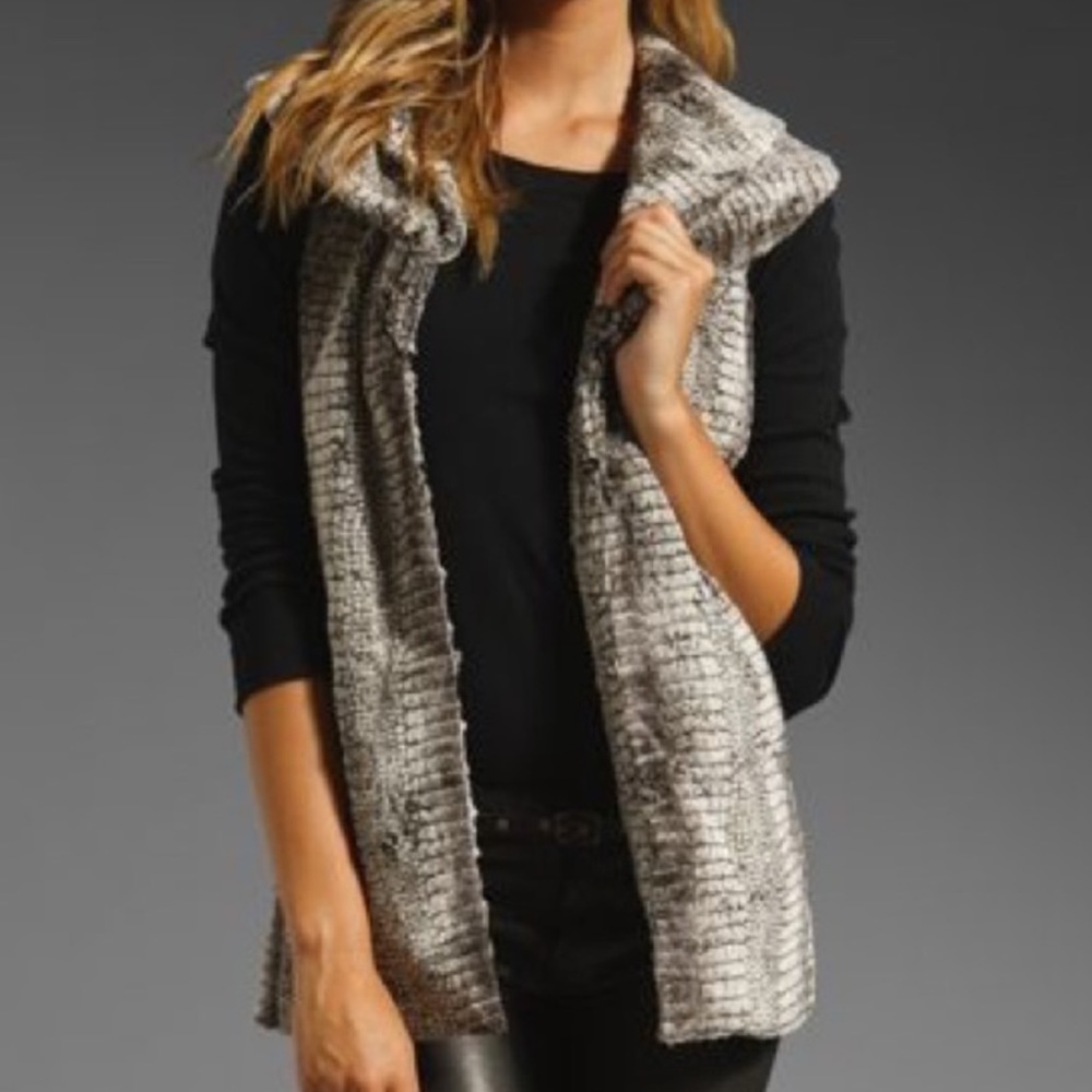 Alice + Olivia Kelsi Faux Fur Vest Printed